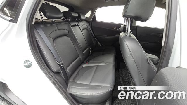 Hyundai Kona 2020 — photo 17