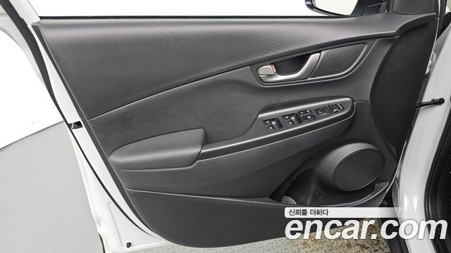 Hyundai Kona 2020 — photo 14