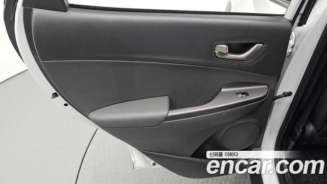 Hyundai Kona 2020 — photo 15