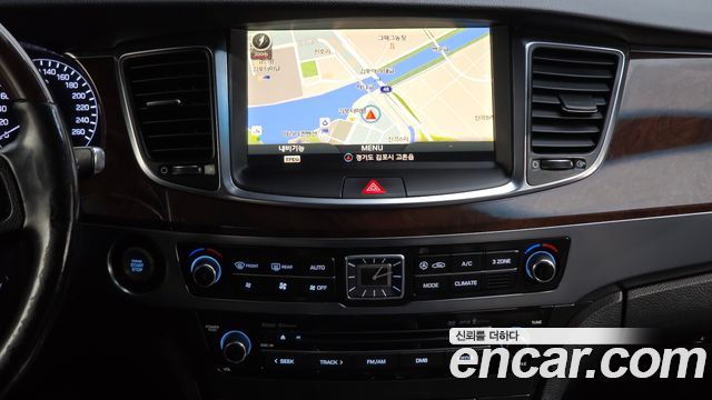 Hyundai Equus 2015 — photo 20