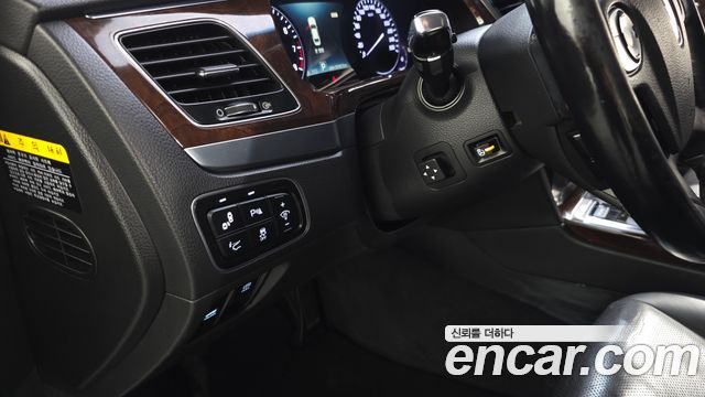 Hyundai Equus 2015 — photo 29