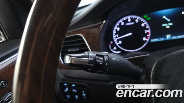 Hyundai Equus 2015 — photo 36