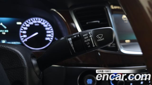 Hyundai Equus 2015 — photo 38