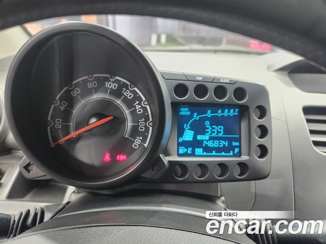 Chevrolet Korea Spark 2012 — photo 9