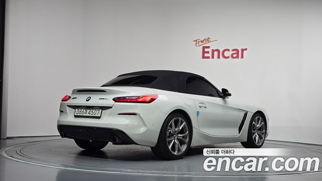 BMW Z4 2021 — photo 2