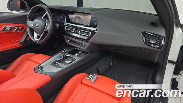 BMW Z4 2021 — photo 10
