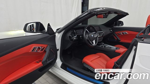 BMW Z4 2021 — photo 13