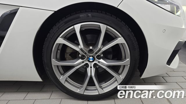 BMW Z4 2021 — photo 7