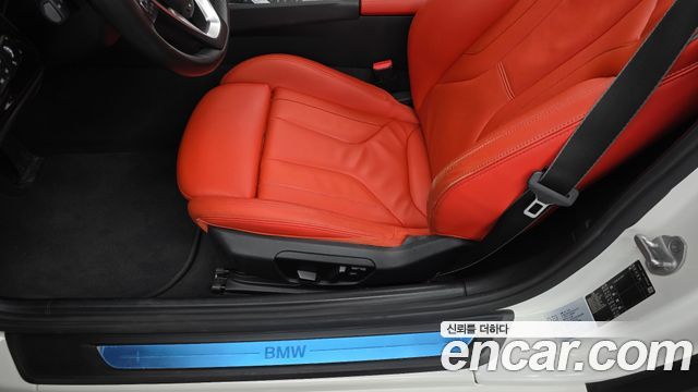 BMW Z4 2021 — photo 28