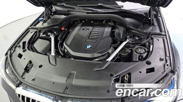 BMW Gran Turismo 2023 — photo 6
