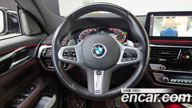 BMW Gran Turismo 2023 — photo 19