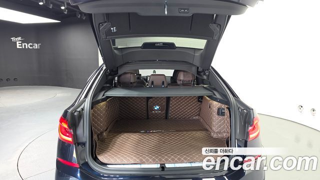 BMW Gran Turismo 2023 — photo 26