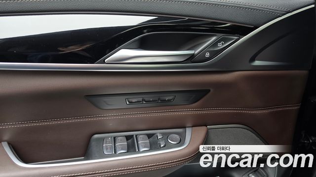 BMW Gran Turismo 2023 — photo 27