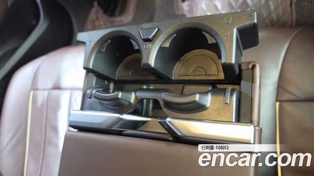 BMW Gran Turismo 2023 — photo 28