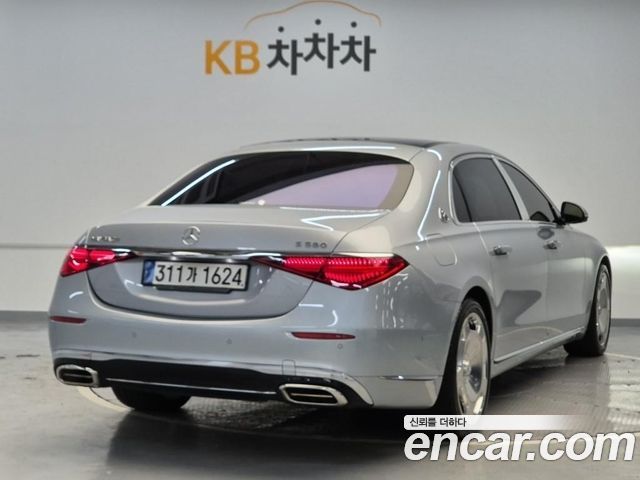Mercedes-Benz S-Class 2022 — photo 3
