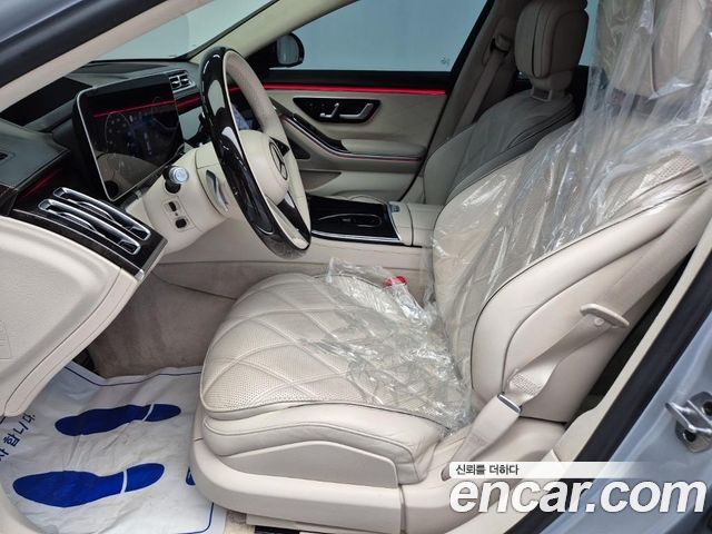 Mercedes-Benz S-Class 2022 — photo 11