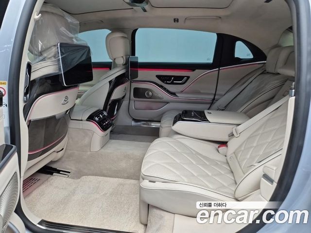 Mercedes-Benz S-Class 2022 — photo 12