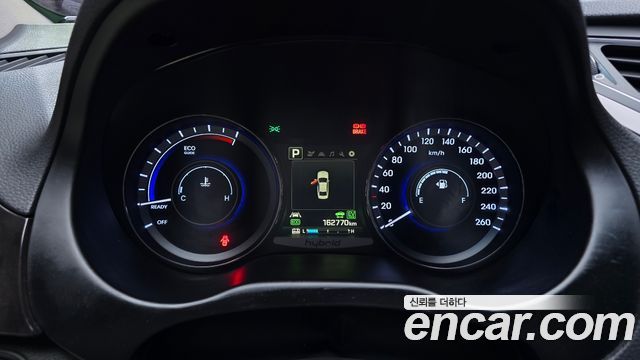 Hyundai Grandeur 2016 — photo 11