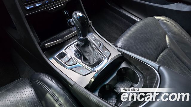Hyundai Grandeur 2016 — photo 12