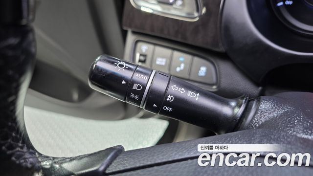 Hyundai Grandeur 2016 — photo 26