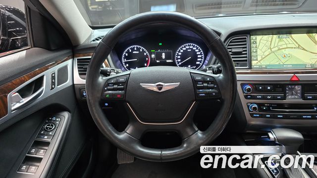 Hyundai Genesis 2014 — photo 13