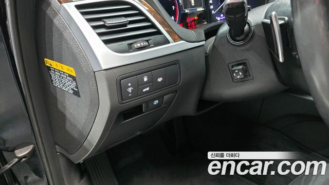 Hyundai Genesis 2014 — photo 17