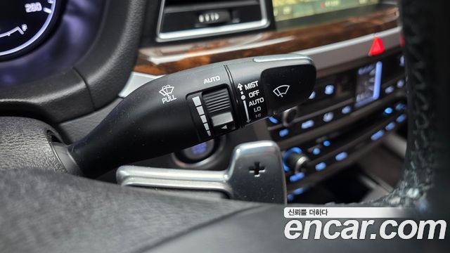 Hyundai Genesis 2014 — photo 18