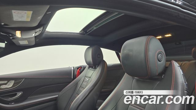 Mercedes-Benz E-Class 2020 — photo 23