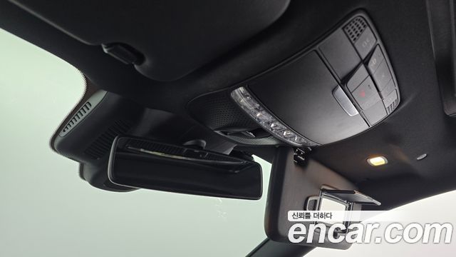 Mercedes-Benz E-Class 2020 — photo 26