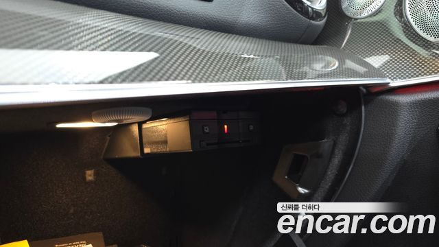 Mercedes-Benz E-Class 2020 — photo 34