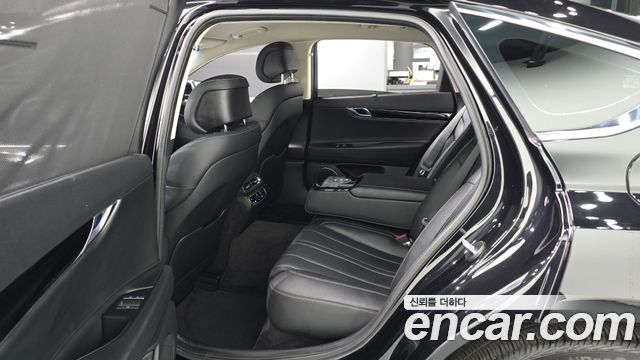 Genesis G80 2022 — photo 17