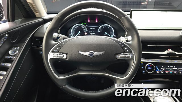 Genesis G80 2022 — photo 20
