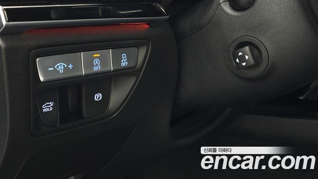 Genesis G80 2022 — photo 30