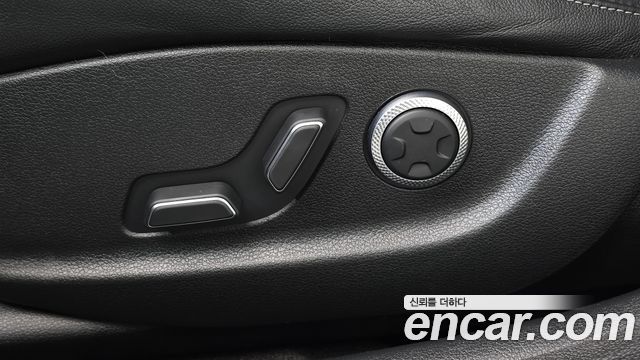 Genesis G80 2022 — photo 32