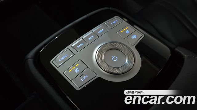 Genesis G80 2022 — photo 37