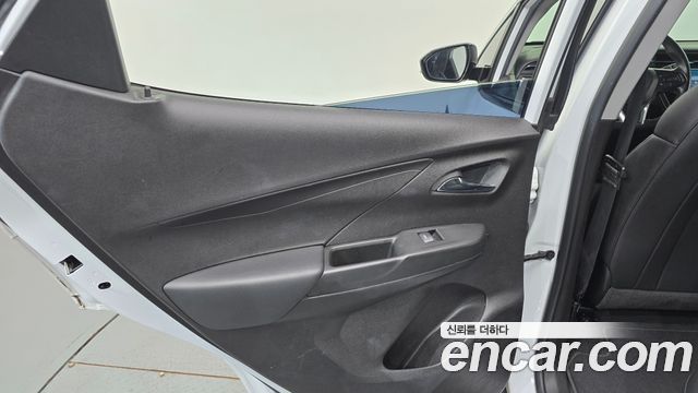 Chevrolet Korea Bolt EV 2022 — photo 15