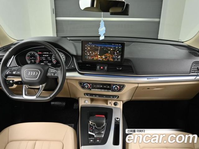 Audi Q5 2023 — photo 7