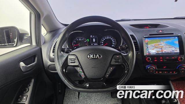 Kia K3 2017 — photo 19