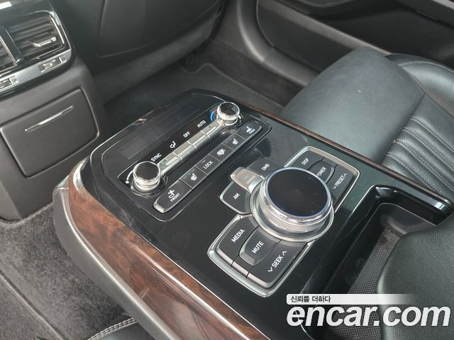 Genesis EQ900 2018 — photo 10