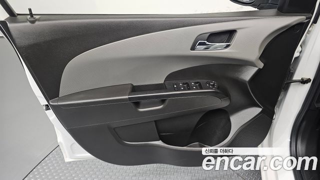 Chevrolet Korea Aveo 2016 — photo 14