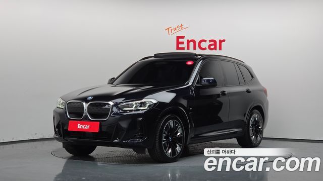 BMW iX3 2022 — photo 1