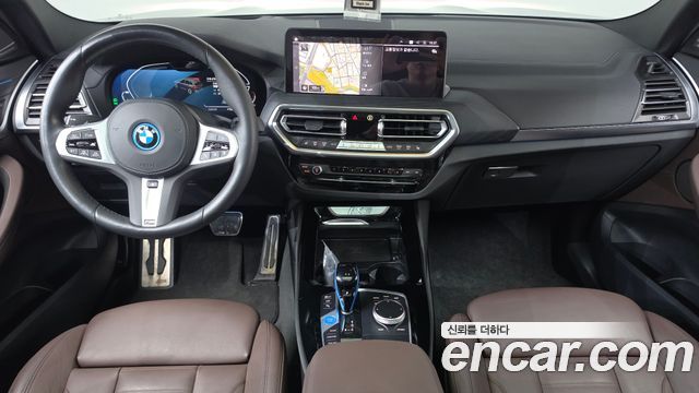 BMW iX3 2022 — photo 10