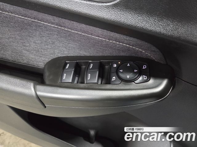 Chevrolet Korea Trailblazer 2022 — photo 13