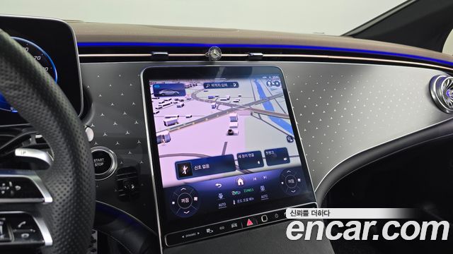 Mercedes-Benz EQE 2023 — photo 18