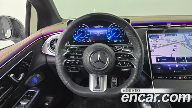 Mercedes-Benz EQE 2023 — photo 19