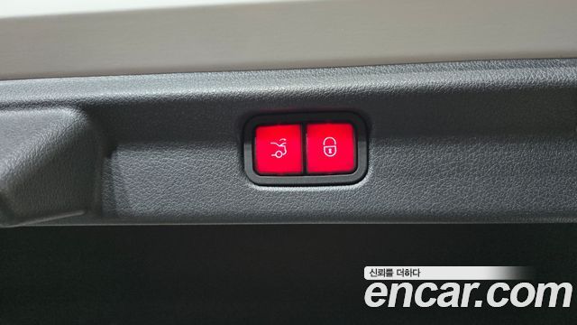 Mercedes-Benz EQE 2023 — photo 24