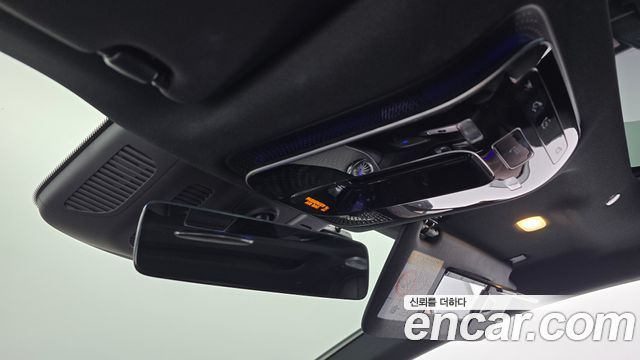 Mercedes-Benz EQE 2023 — photo 30