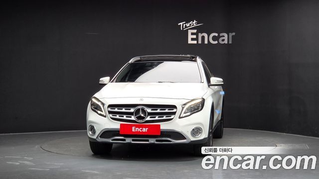 Mercedes-Benz GLA-Class 2018 — photo 3