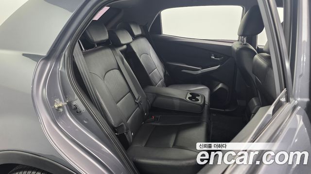 KG Mobility KORANDO 2017 — photo 17