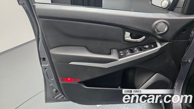 KG Mobility KORANDO 2017 — photo 14